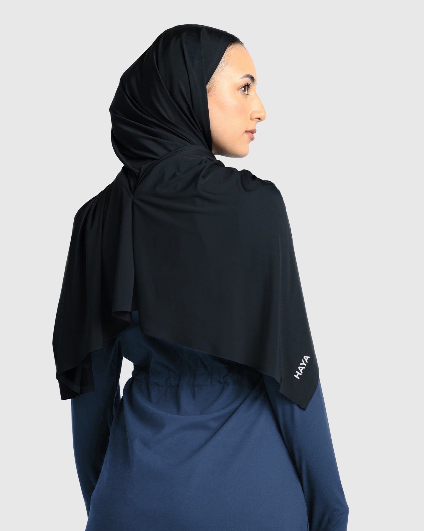 Modest Active Top - Navy