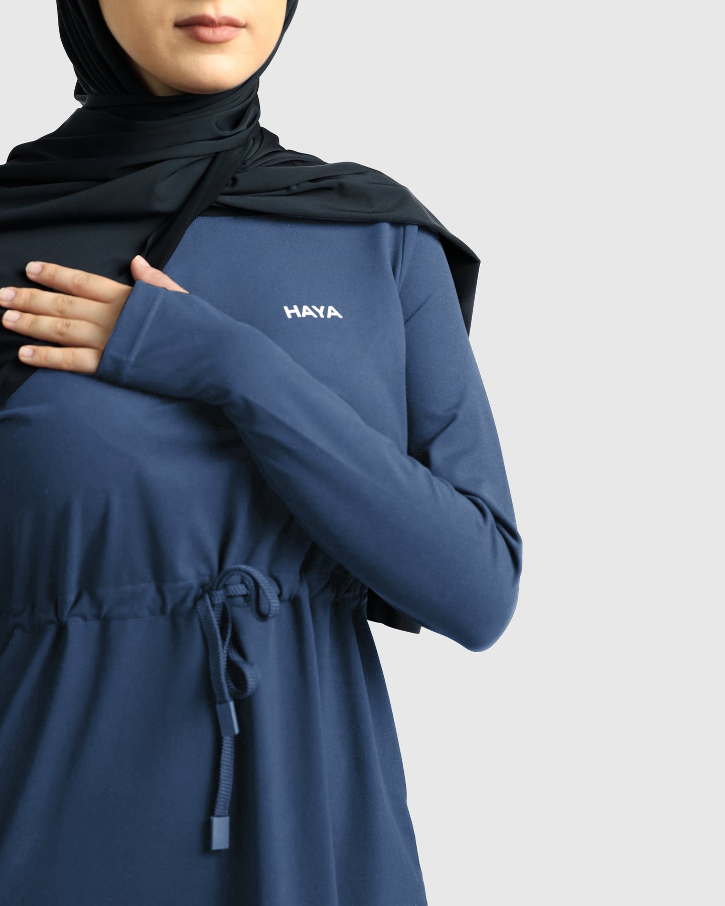 Modest Active Top - Navy