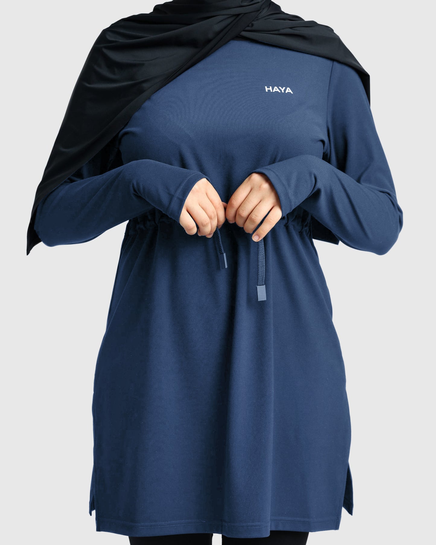 Modest Active Top - Navy